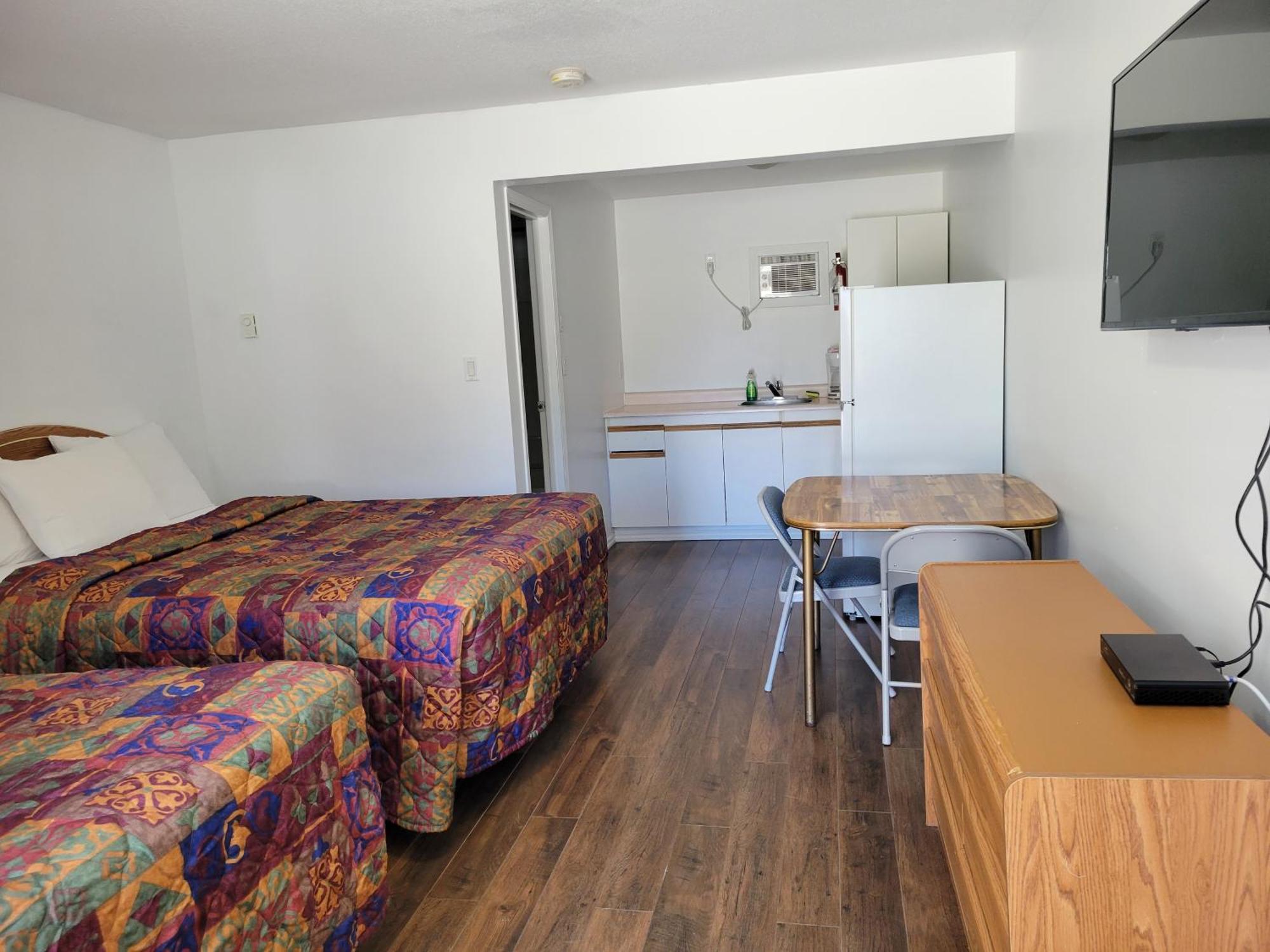 Elks Motel Keremeos Exteriör bild